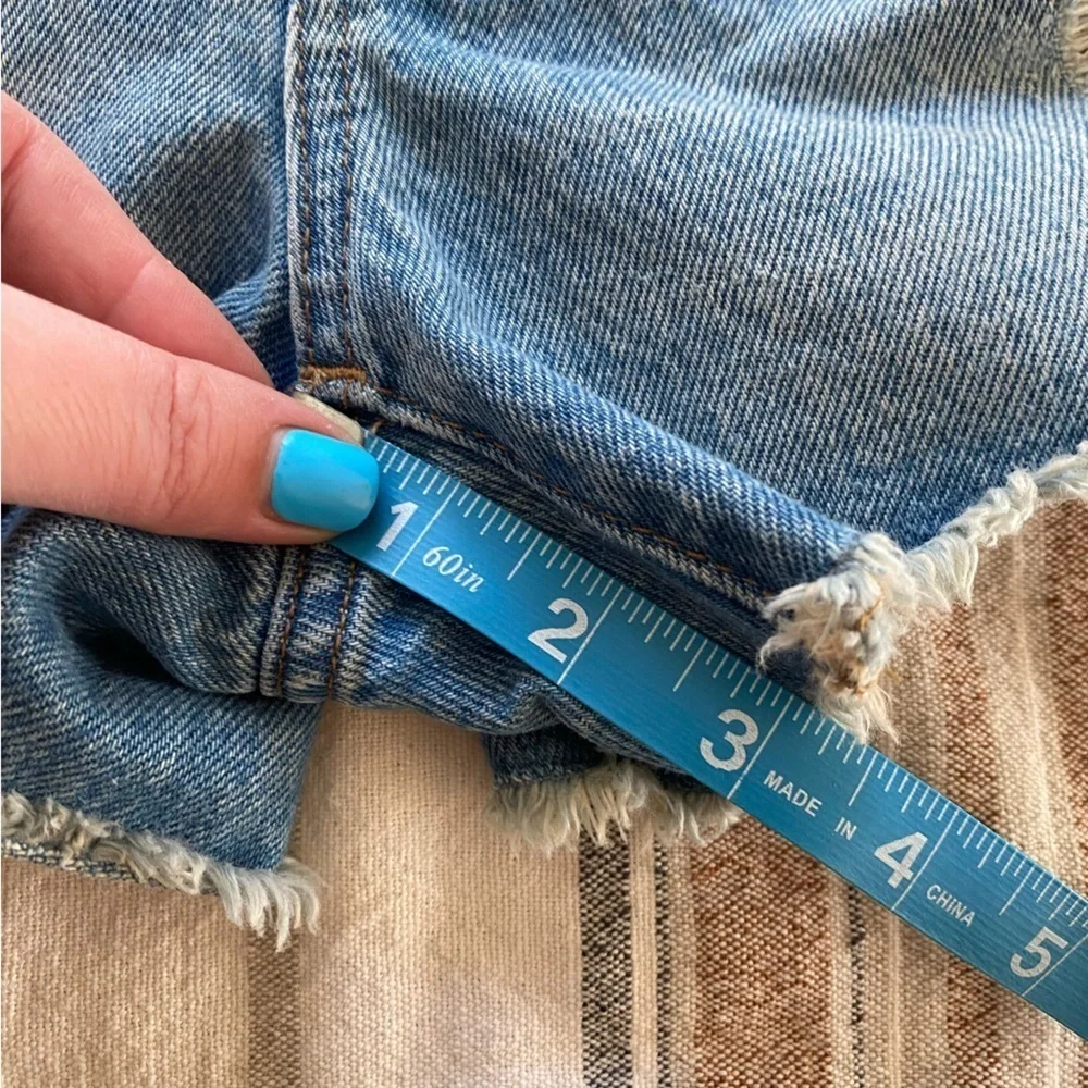 Madewell Distressed Relaxed Denim Shorts 24